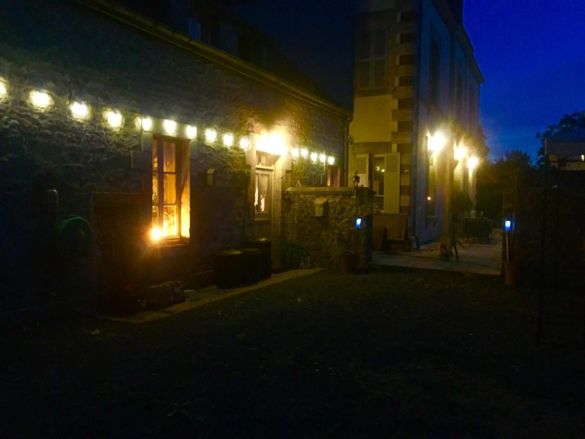 Le Bourg Panzió Asnieres-en-Bessin Kültér fotó