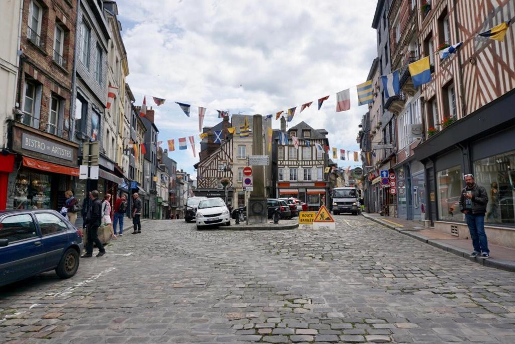 Le Bourg Panzió Asnieres-en-Bessin Kültér fotó